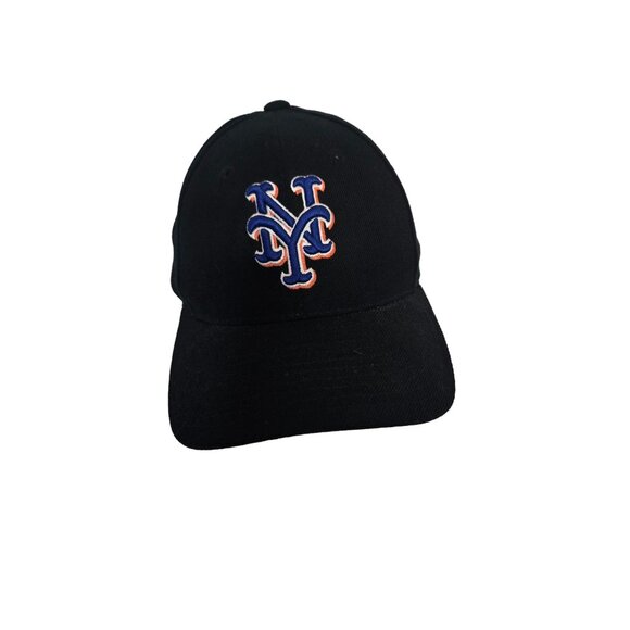 NY Mets Baseball Cap by Puma  Genuine MLB Merchandise - Picture 1 of 4